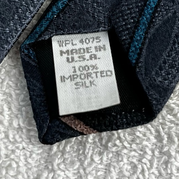 Vintage Oscar de la Renta 100% Imported Silk Tie Made in USA Blue Artsy Wide Tie - Picture 6 of 10